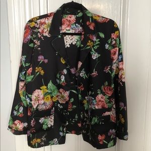 Floral Zara Blazer/Pajama Top Button-down